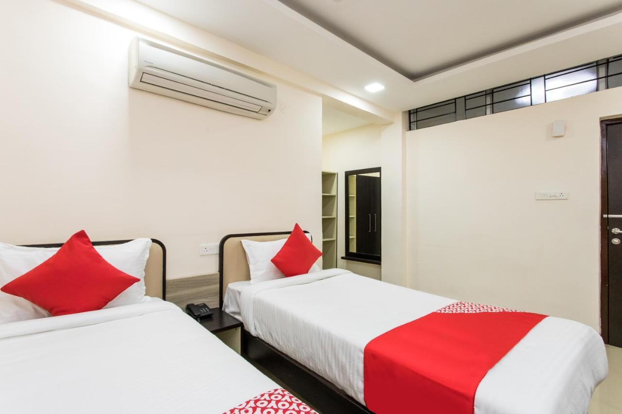 Oyo 18440 Shri Ramkrishna Bagh Hotel 3*