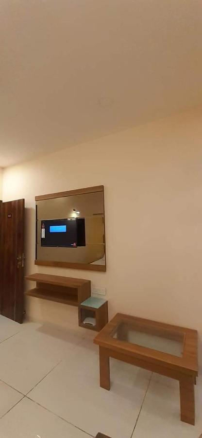 Giri Shankara Hotel Indore