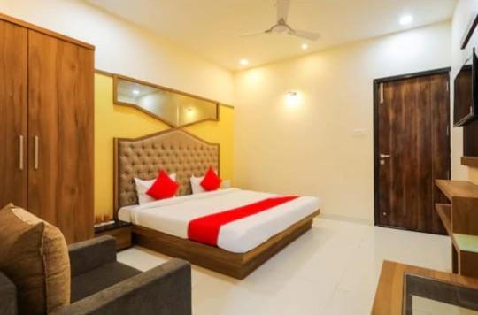 Giri Shankara Indore