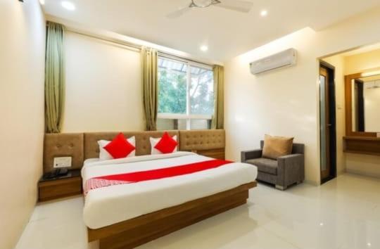 Giri Shankara Indore