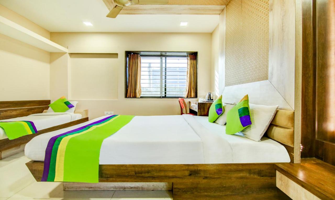 The Tripti & Banquets 3* Indore
