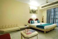 Oyo Near Chl Hospital Hotel 3*